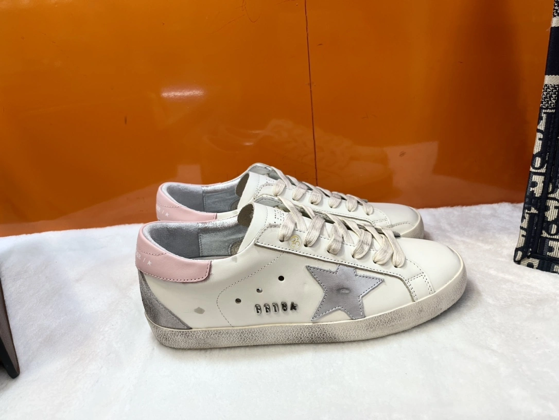 OOBB-- GWF00102.F004662.11531 cowhide item:D-X018B2803S